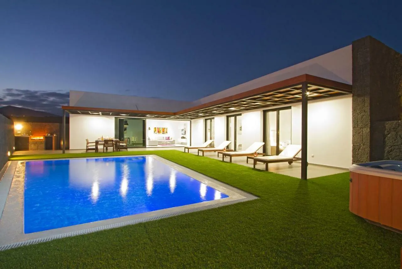 Villa Jimena Puerto del Carmen  0*, Puerto del Carmen (Lanzarote) Spanien